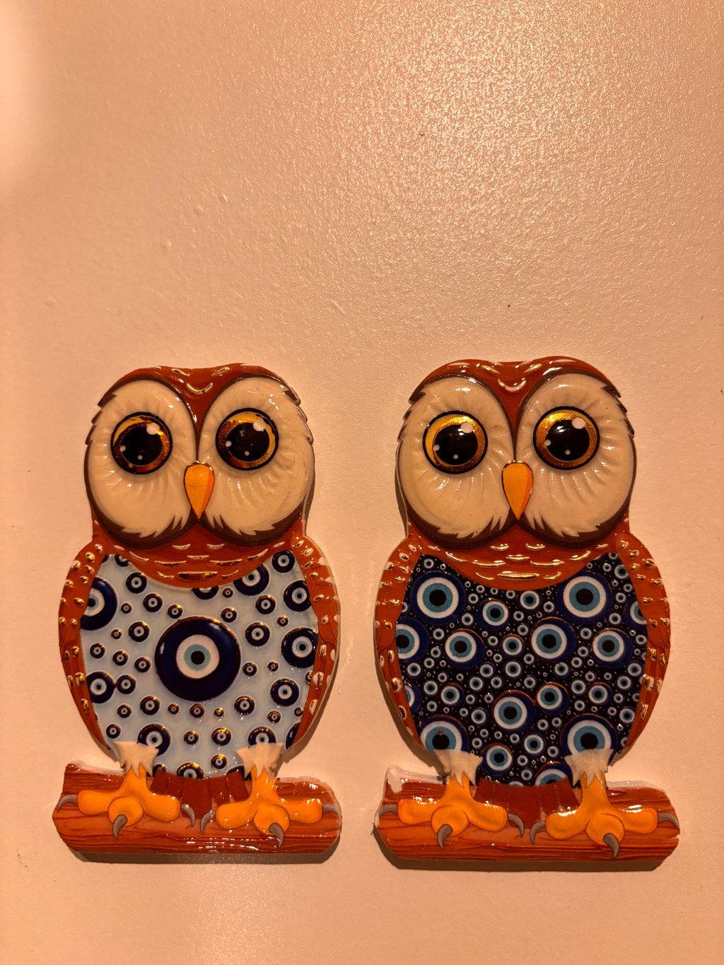 Magnetic blue eye owl wall art