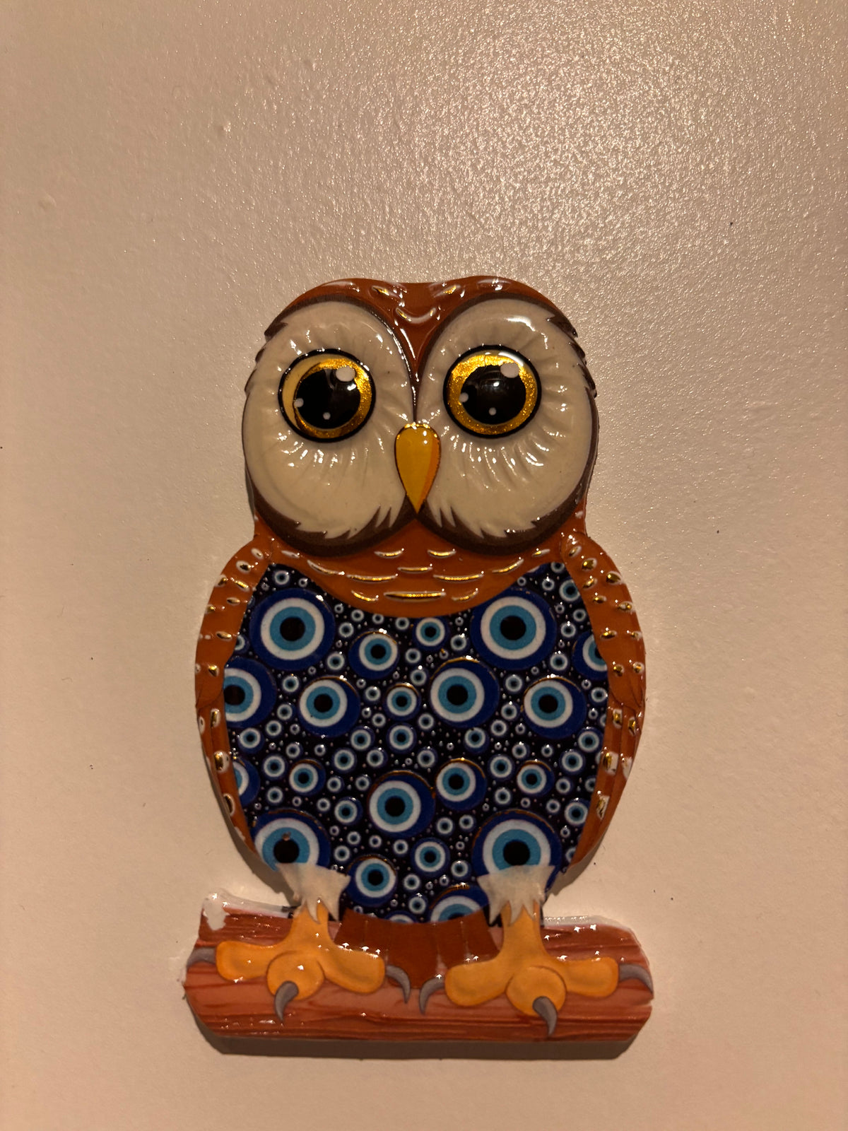 Magnetic blue eye owl wall art